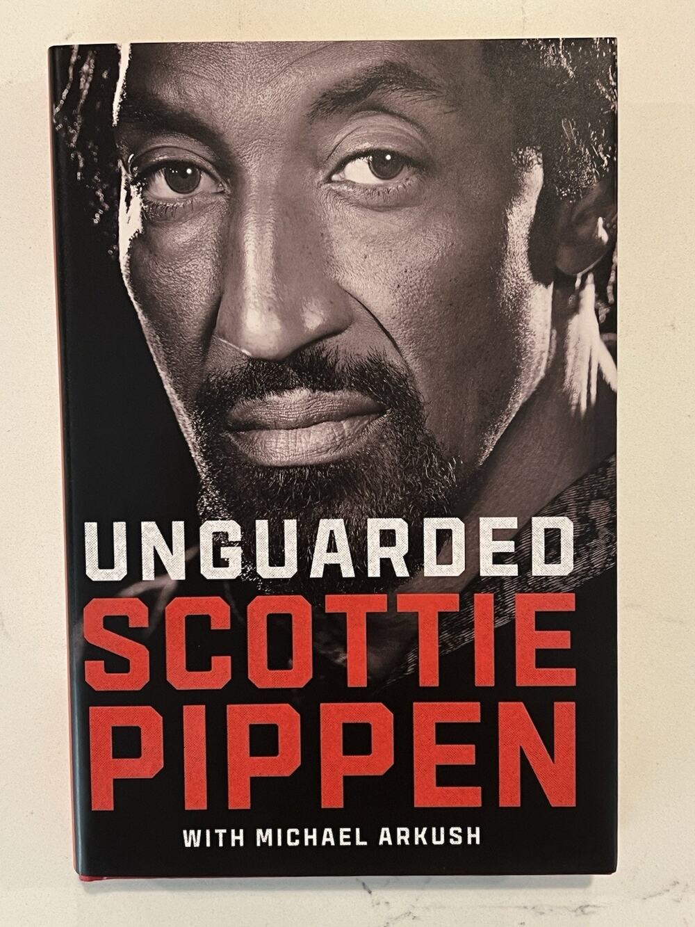 Scottie Pippen SIGNED AUTOGRAPH BOOK Unguarded Hardcover Chicago Bulls 1